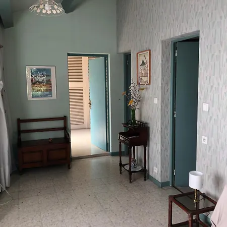 Les Cedres 3* Les Angles (Gard)